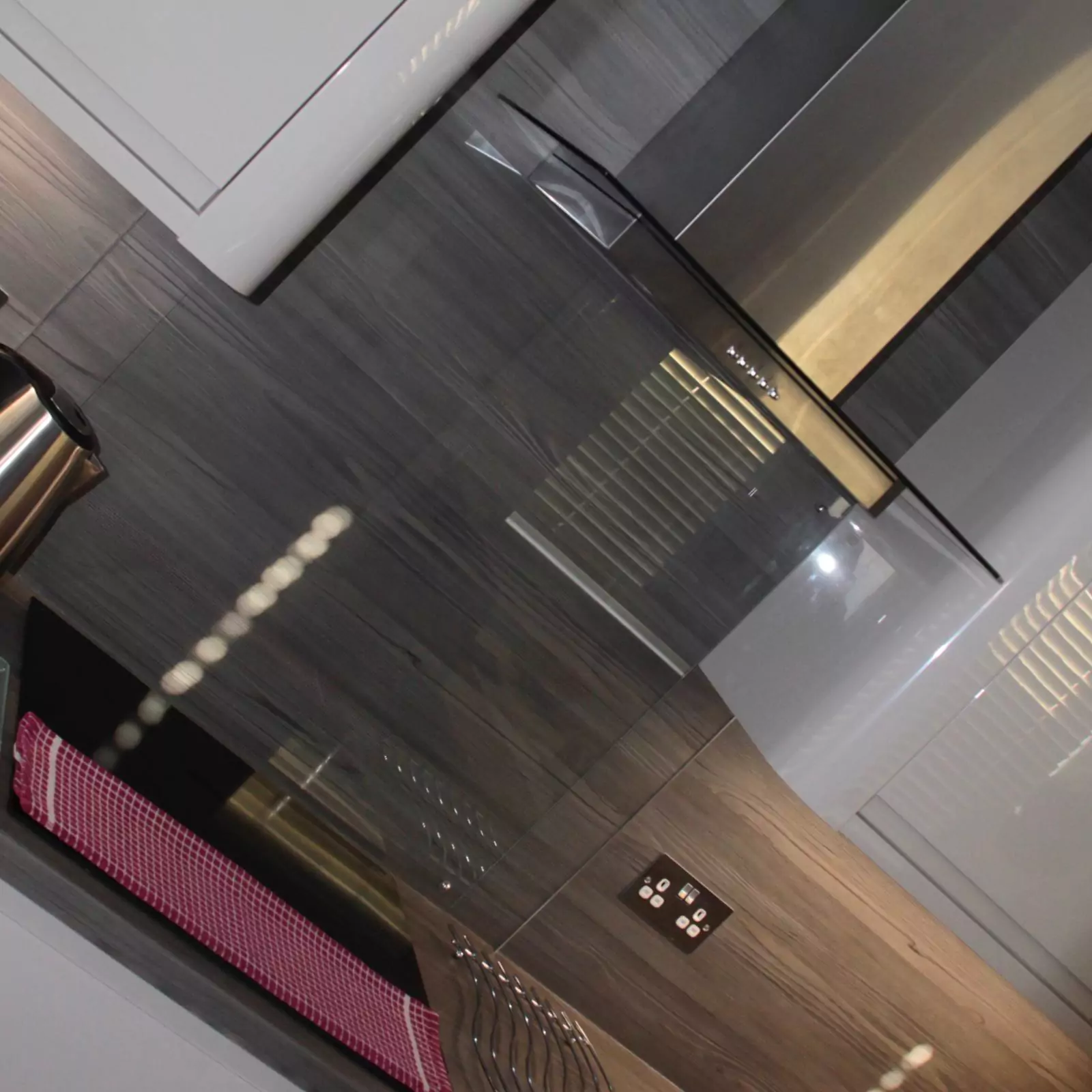 Modern Kitchen with Pendant Lighting